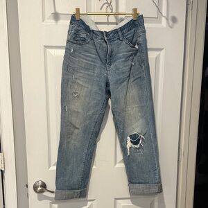 Casual Distressed Boyfriend Jeans cuffed
